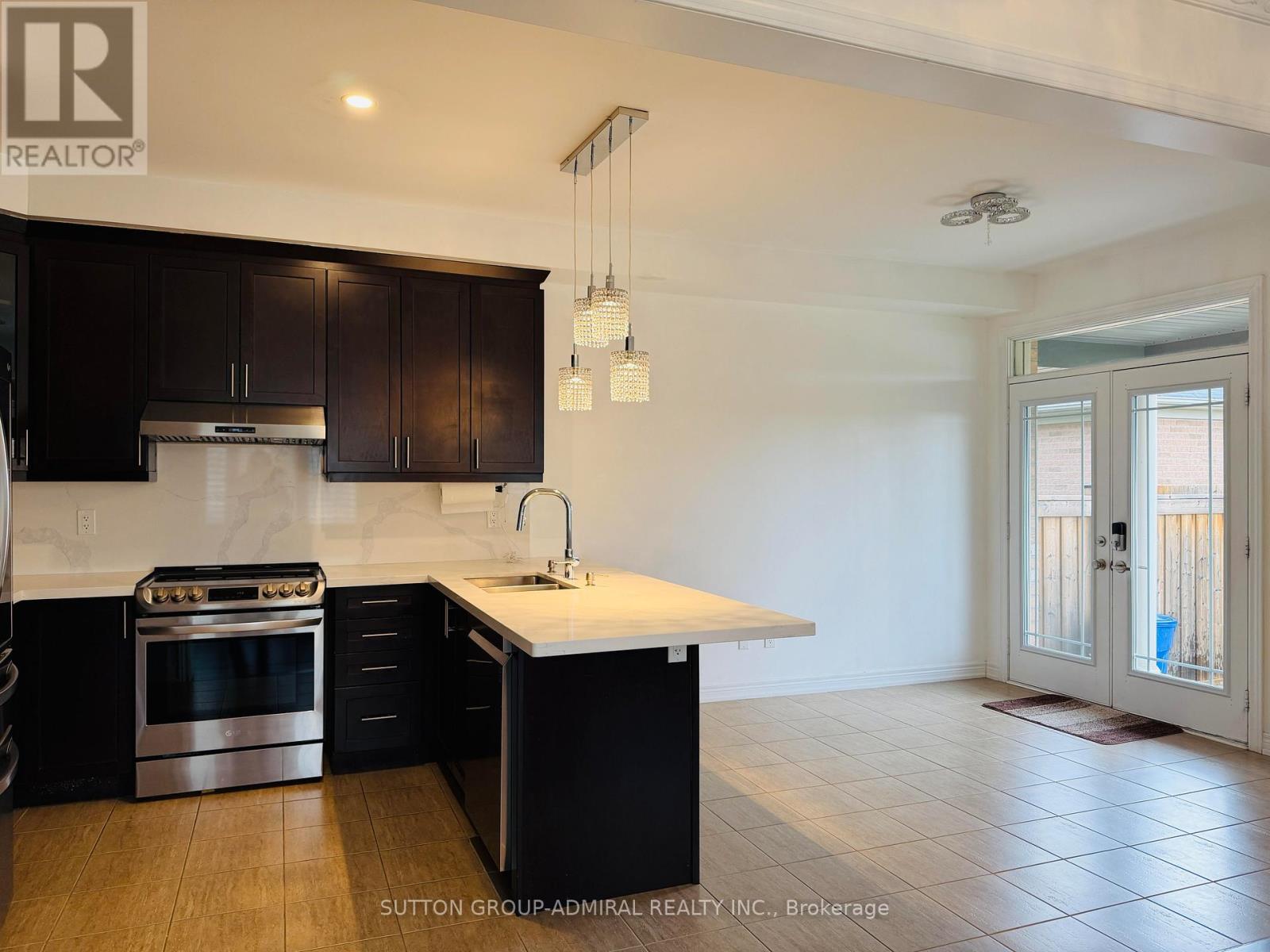 1 Gordon Landon Drive, Markham, Ontario  L6B 0X9 - Photo 4 - N13080814