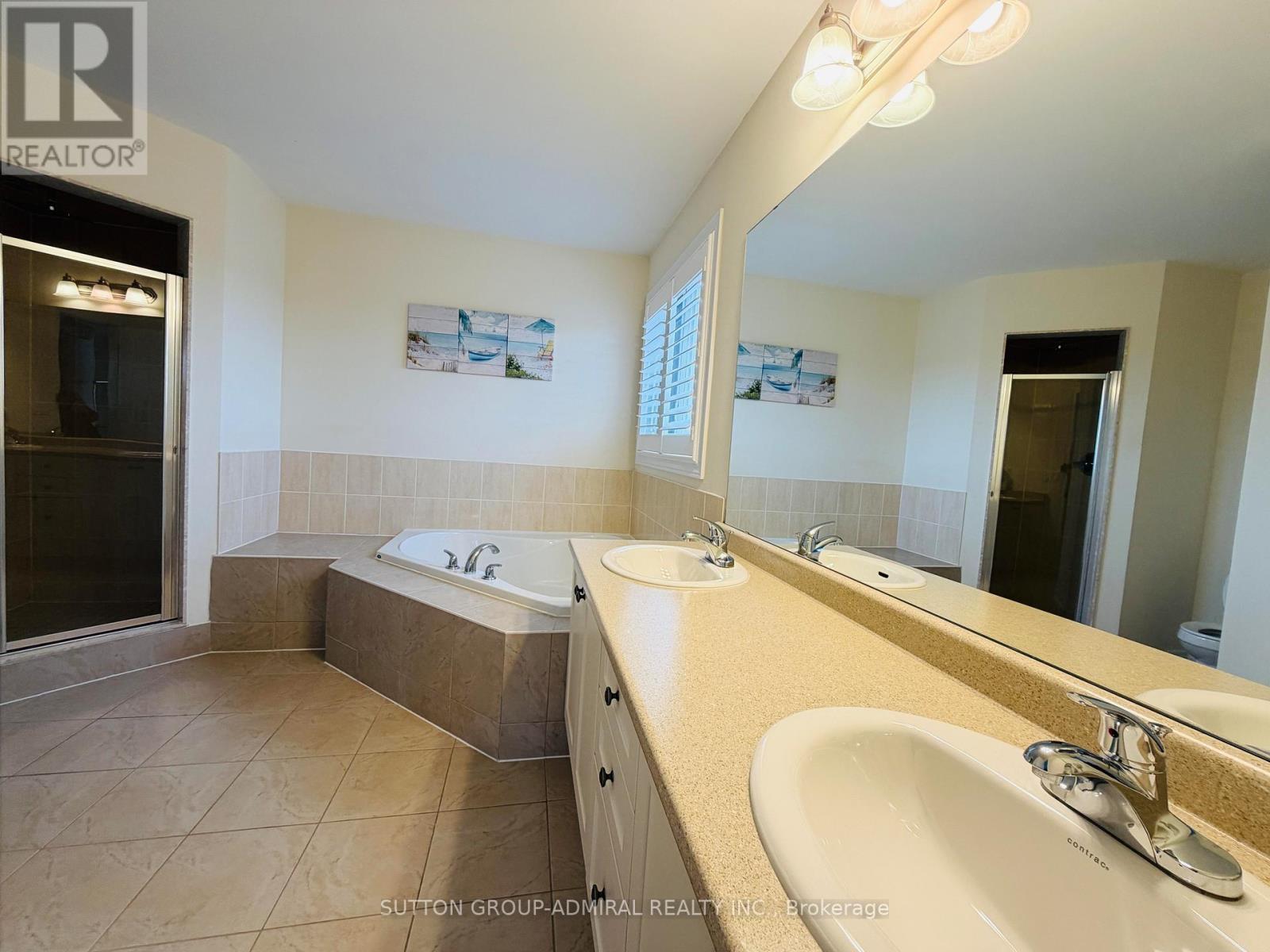 1 Gordon Landon Drive, Markham, Ontario  L6B 0X9 - Photo 5 - N13080814
