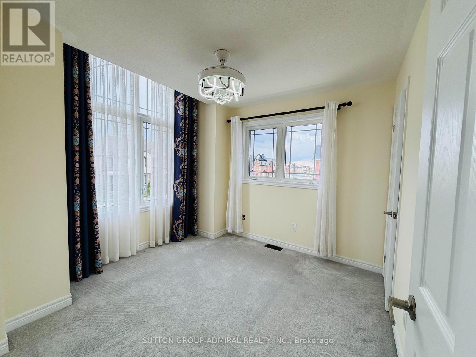 1 Gordon Landon Drive, Markham, Ontario  L6B 0X9 - Photo 8 - N13080814