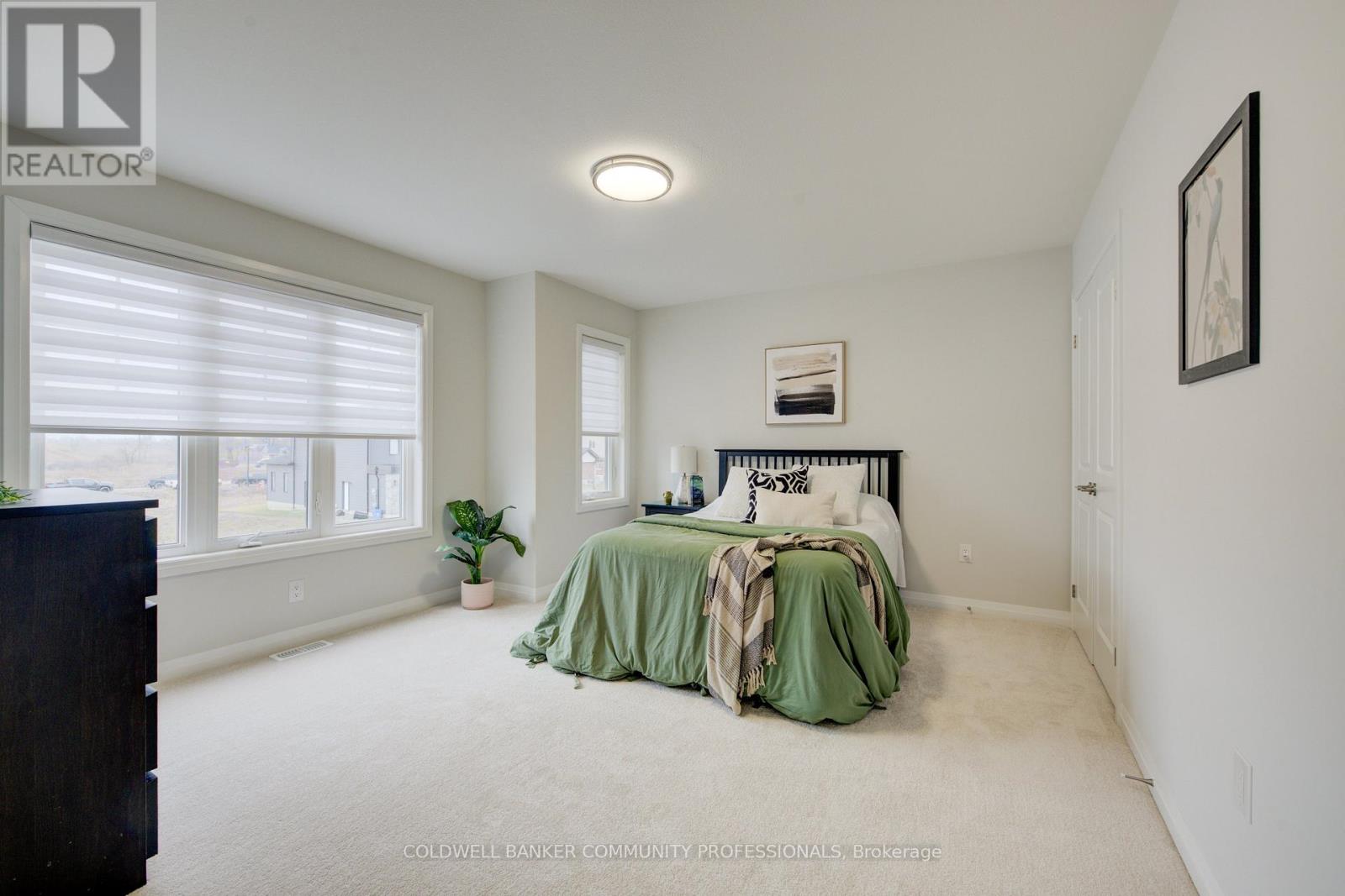 36 Alicia Crescent, Thorold, Ontario  L3C 7M5 - Photo 31 - X12916654