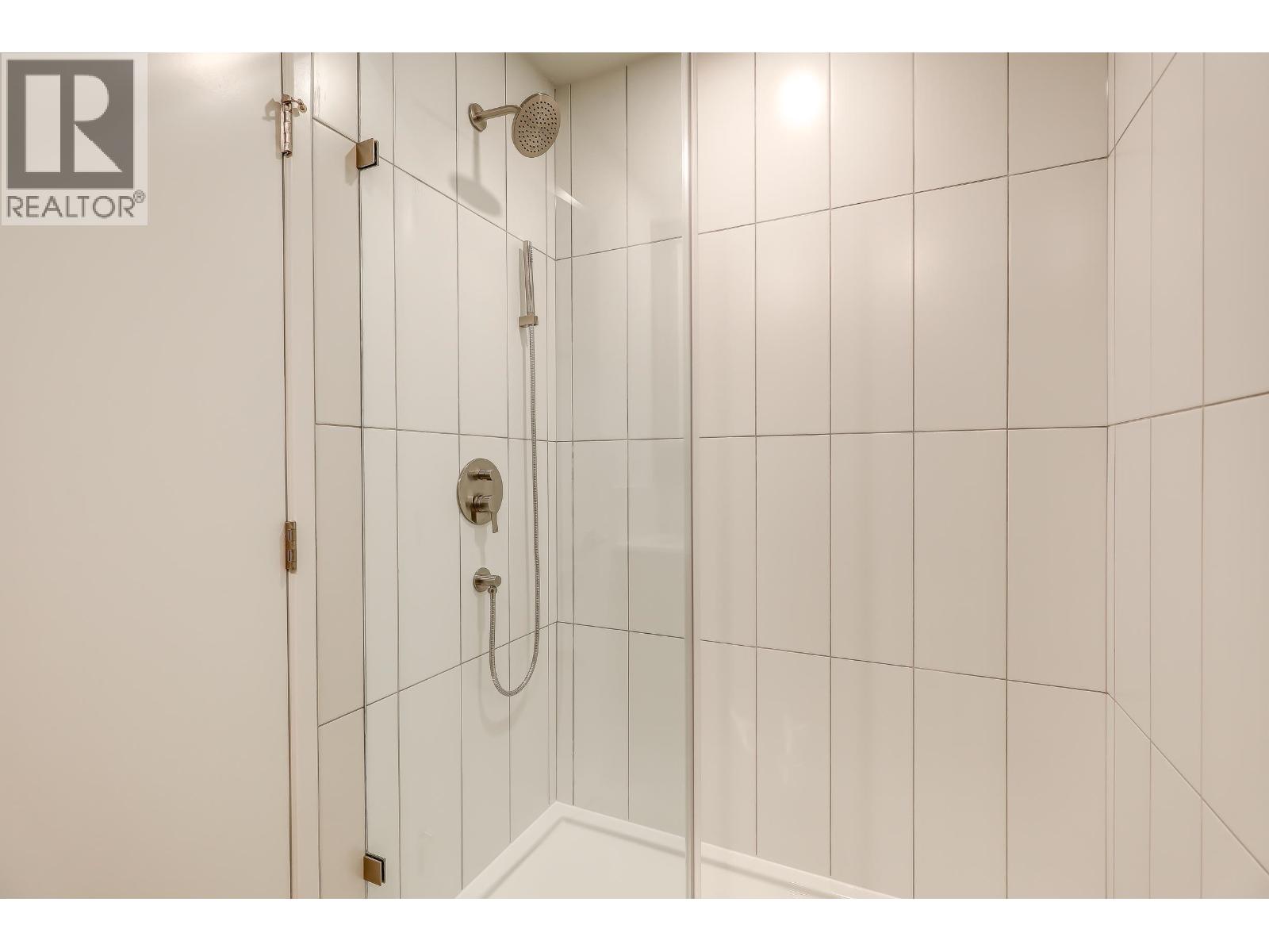 206 3594 Malsum Drive, North Vancouver, British Columbia  V7G 0B5 - Photo 38 - R3118838