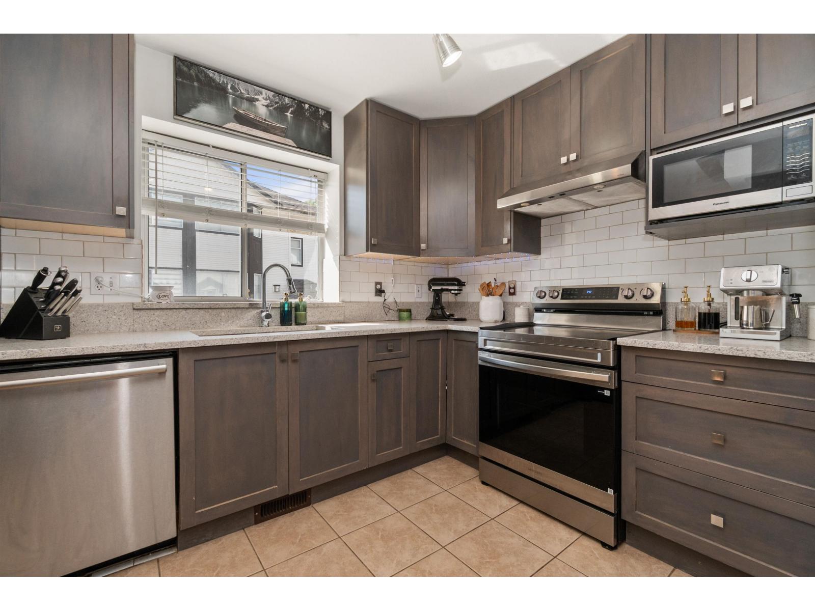 9 45740 Thomas Road, Vedder Crossing, Chilliwack, British Columbia  V2R 3V9 - Photo 8 - R3118756