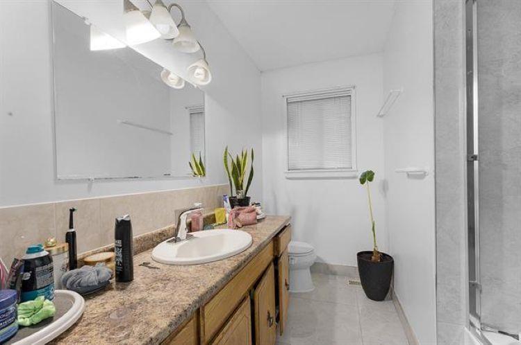 4815 201 Street, Langley, British Columbia  V3A 5V6 - Photo 11 - R3117381