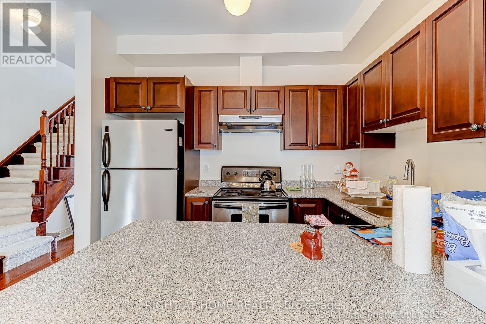 2 - 1130 Cawthra Road, Mississauga, Ontario  L5G 4V7 - Photo 8 - W13080568