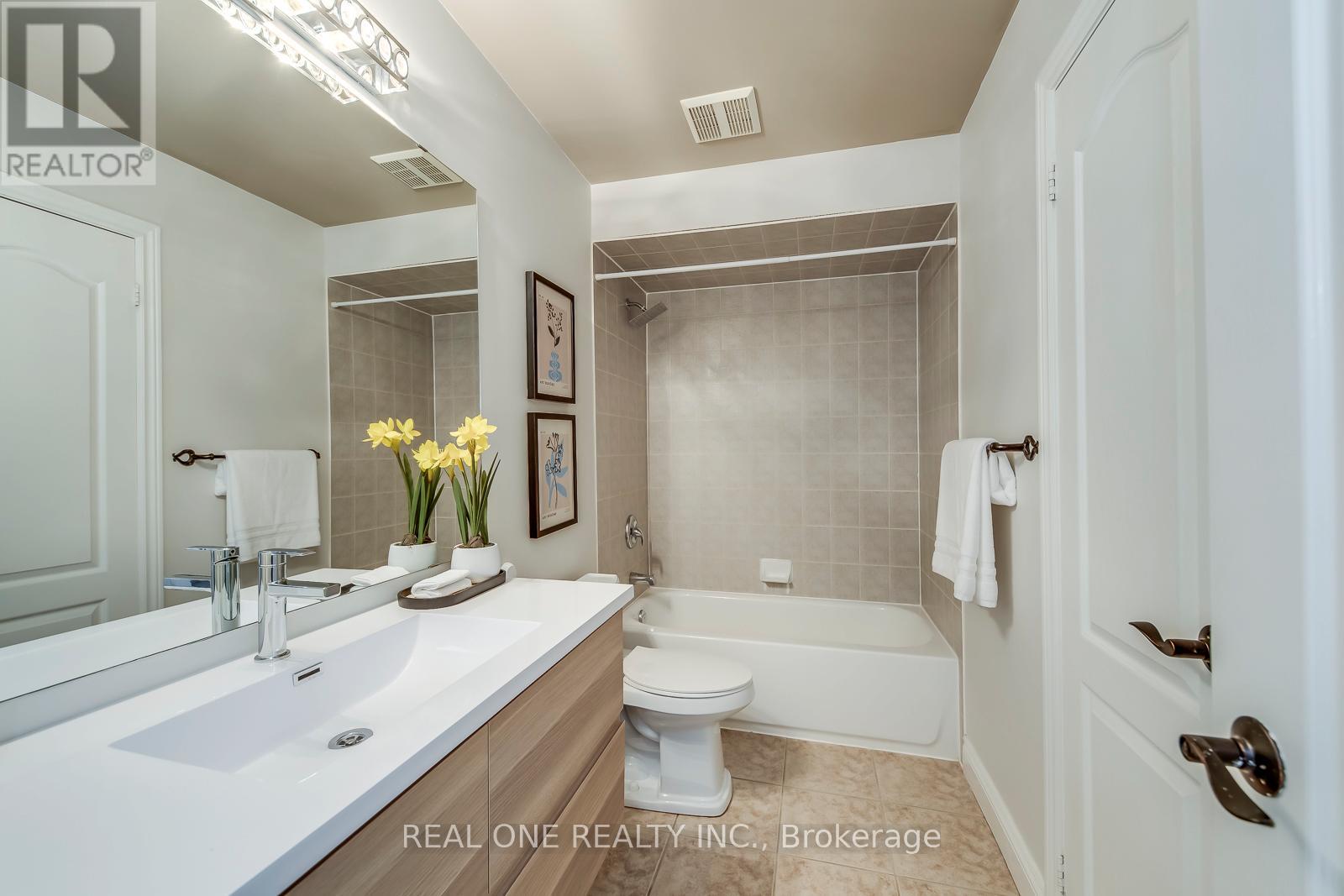 2326 Rockingham Drive, Oakville, Ontario  L6H 7J4 - Photo 33 - W13080594