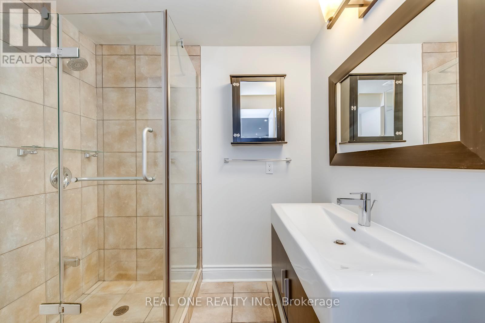 2326 Rockingham Drive, Oakville, Ontario  L6H 7J4 - Photo 41 - W13080594