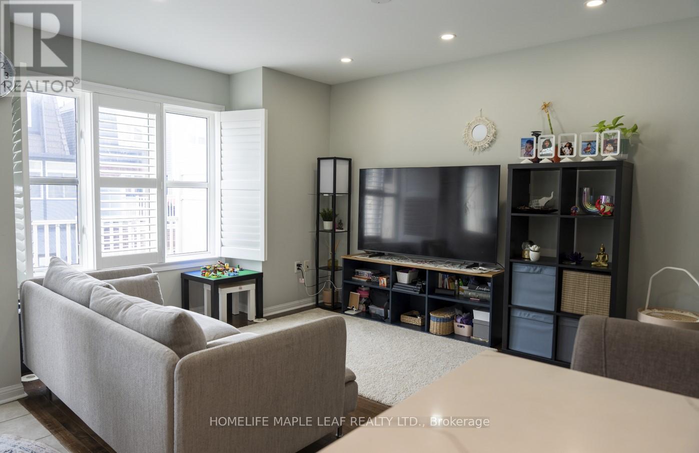 649 Scott Boulevard, Milton, Ontario  L9T 0P2 - Photo 5 - W13080622