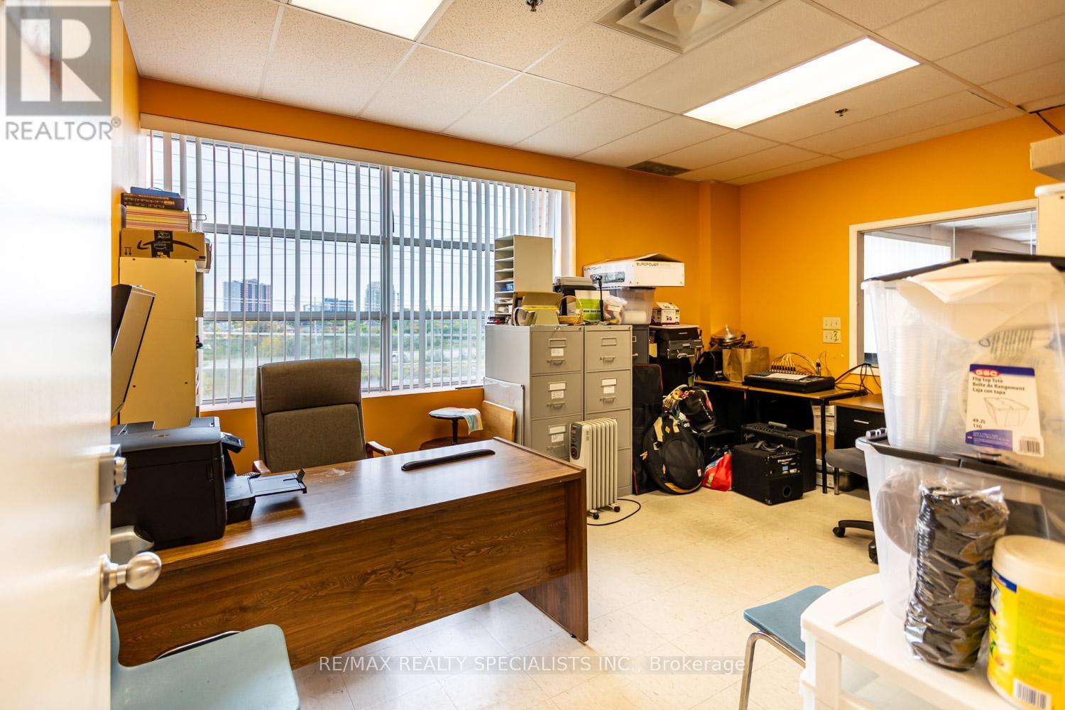 320 - 1550 South Gateway Road, Mississauga, Ontario L4W 5G6 - Photo 11 - W13080656