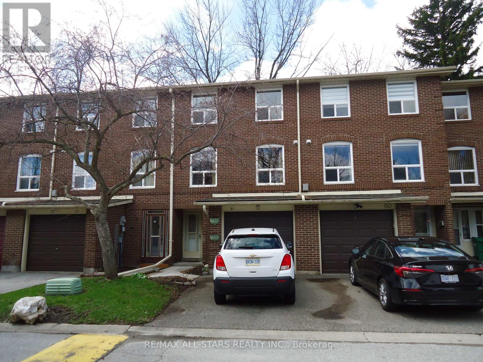 61 EDEN PARK DRIVE, Brampton, Ontario