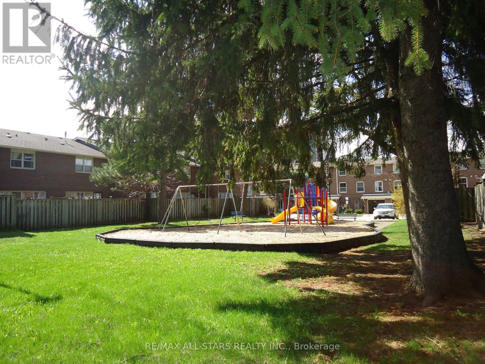 61 Eden Park Drive, Brampton, Ontario  L6T 3A5 - Photo 13 - W13080730