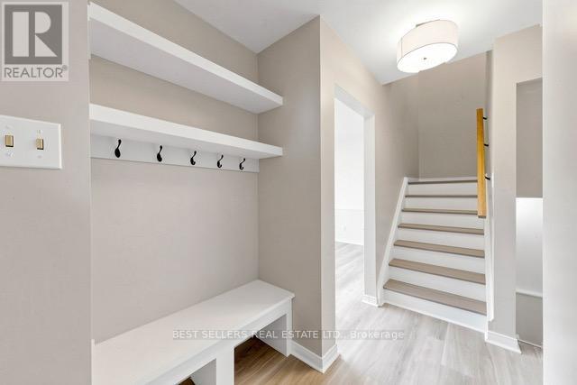 177 Mccraney Street W, Oakville, Ontario  L6H 1H8 - Photo 16 - W13080752
