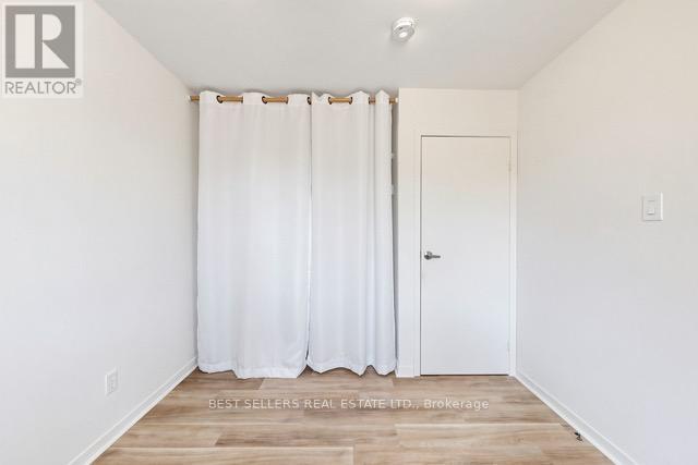177 Mccraney Street W, Oakville, Ontario  L6H 1H8 - Photo 27 - W13080752