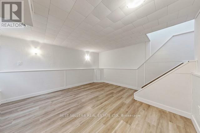 177 Mccraney Street W, Oakville, Ontario  L6H 1H8 - Photo 34 - W13080752