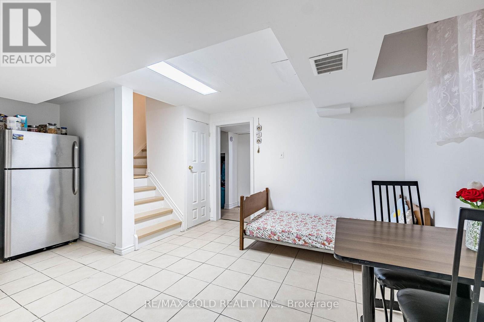 31 Garibaldi Drive, Brampton, Ontario  L6X 4Y7 - Photo 29 - W13080760