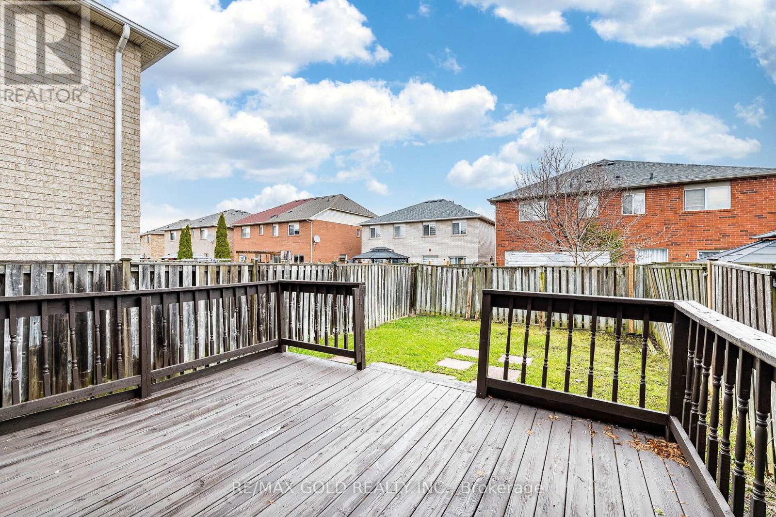 31 Garibaldi Drive, Brampton, Ontario  L6X 4Y7 - Photo 34 - W13080760