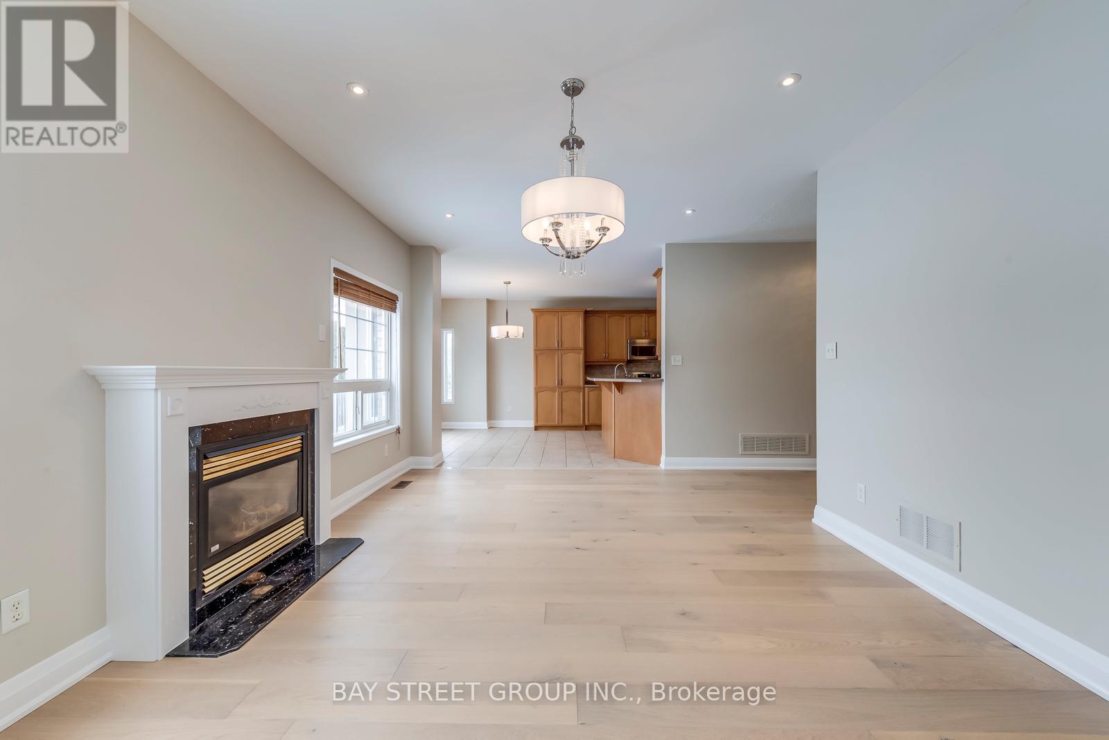 3581 Jorie Crescent, Mississauga, Ontario  L5M 7G5 - Photo 11 - W13080766