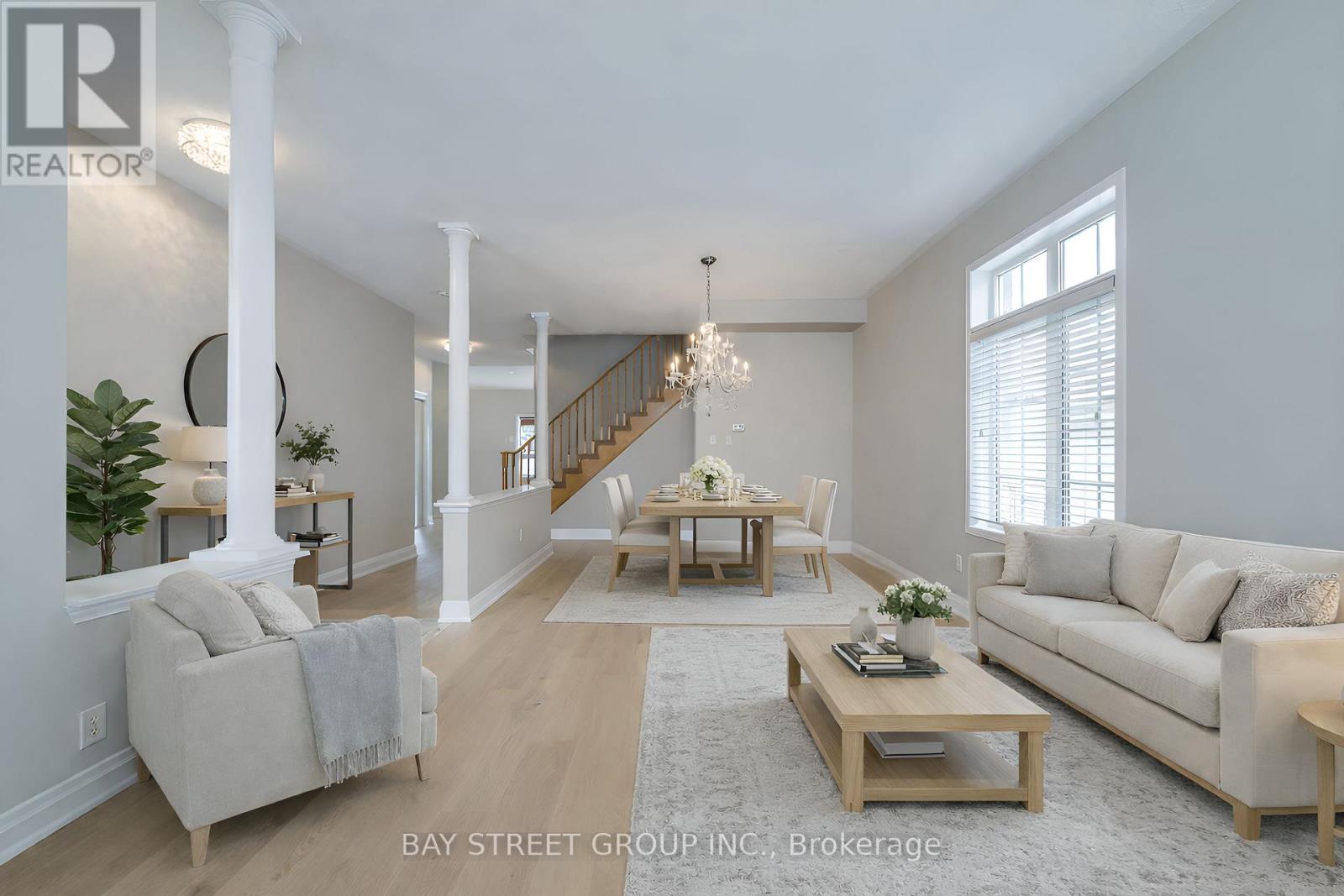 3581 Jorie Crescent, Mississauga, Ontario  L5M 7G5 - Photo 3 - W13080766