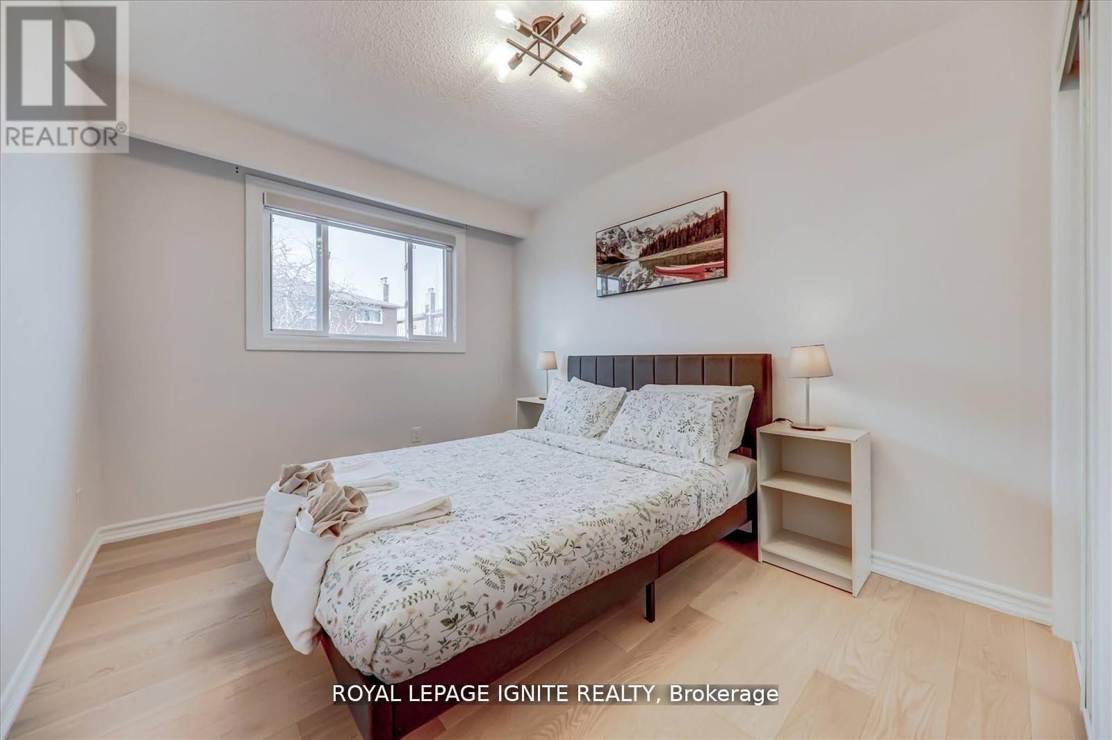 Main - 4023 Bishopstoke Lane, Mississauga, Ontario  L4Z 1H9 - Photo 21 - W13080780