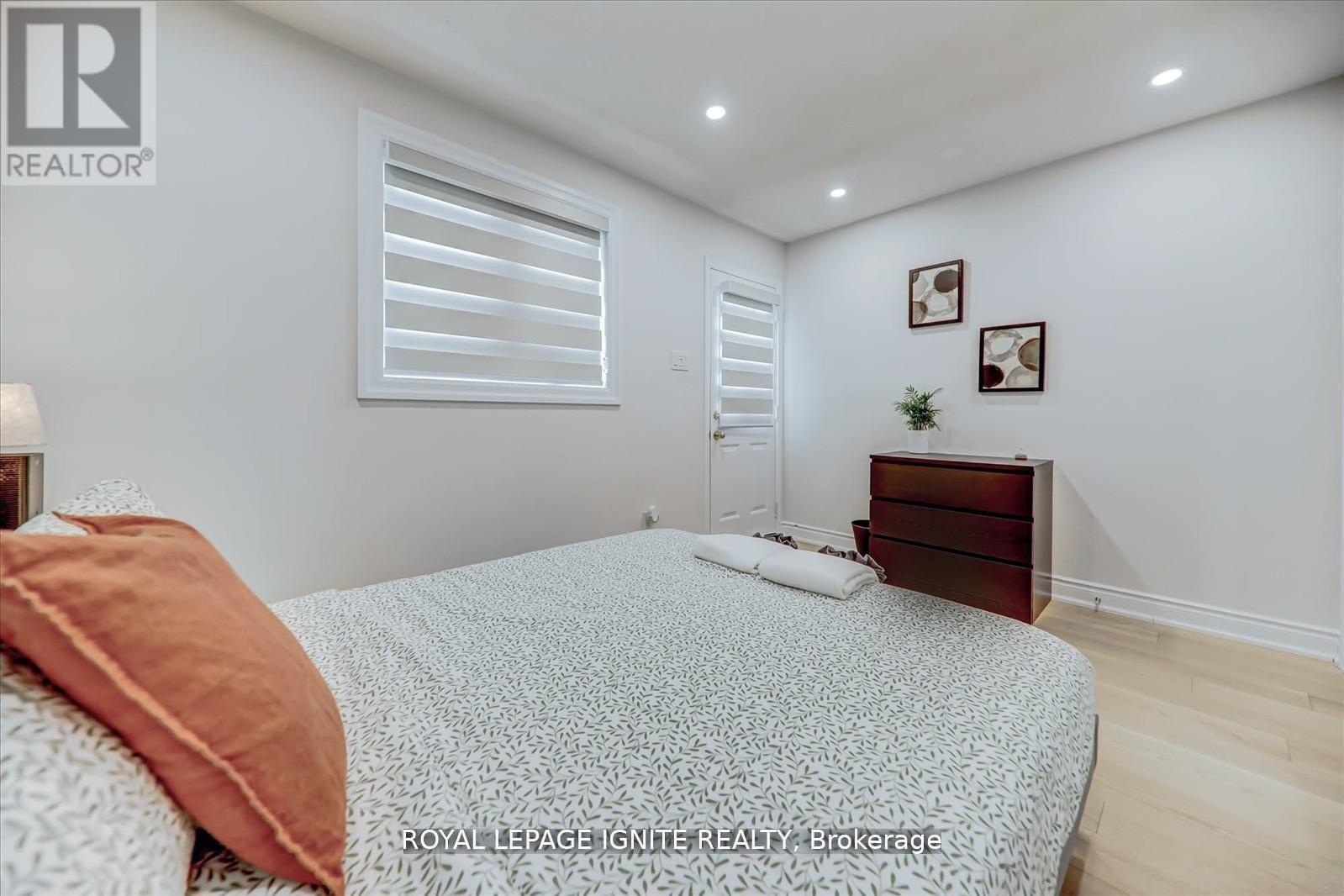 Main - 4023 Bishopstoke Lane, Mississauga, Ontario  L4Z 1H9 - Photo 22 - W13080780