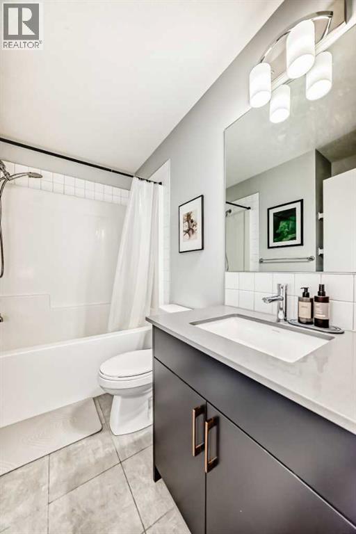 19 Rowley Common NW, Calgary, Alberta  T3L 0G4 - Photo 33 - A2303482