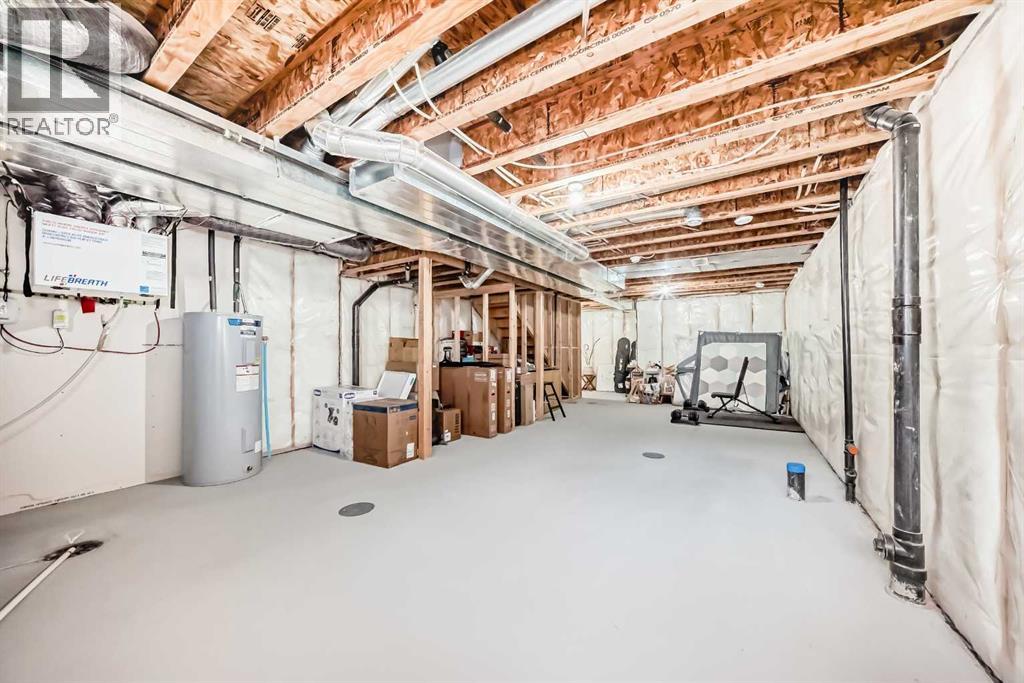 19 Rowley Common NW, Calgary, Alberta  T3L 0G4 - Photo 37 - A2303482