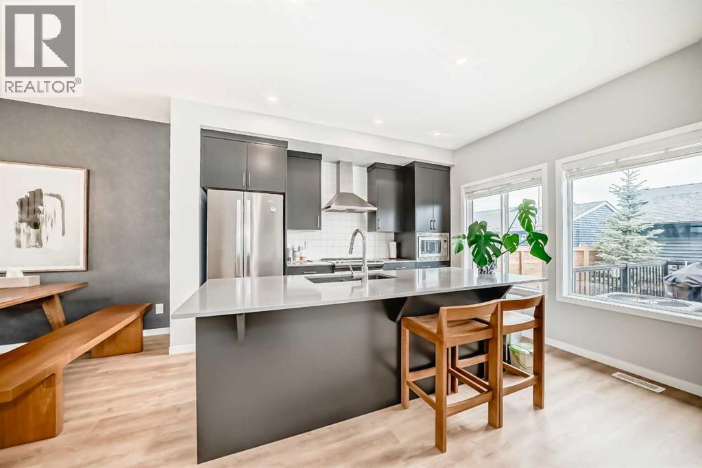 19 Rowley Common NW, Calgary, Alberta  T3L 0G4 - Photo 12 - A2303482