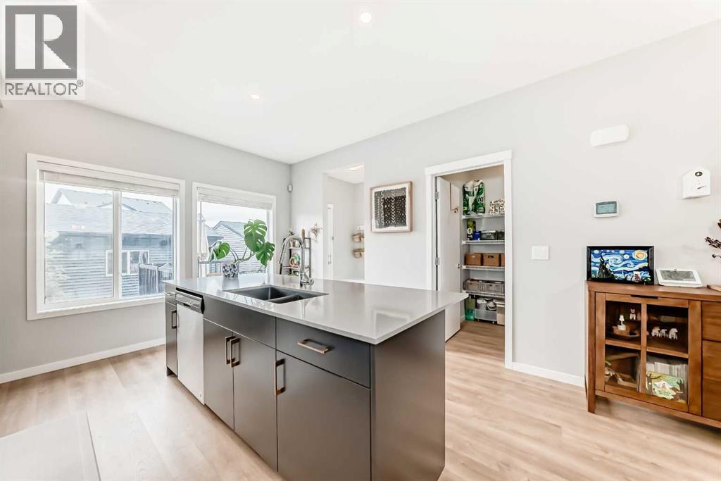 19 Rowley Common NW, Calgary, Alberta  T3L 0G4 - Photo 16 - A2303482