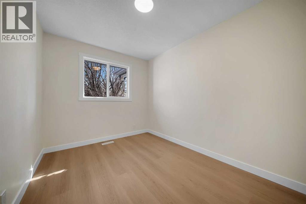 7814 21 Street Se, Calgary, Alberta  T2C 1Y7 - Photo 12 - A2306761