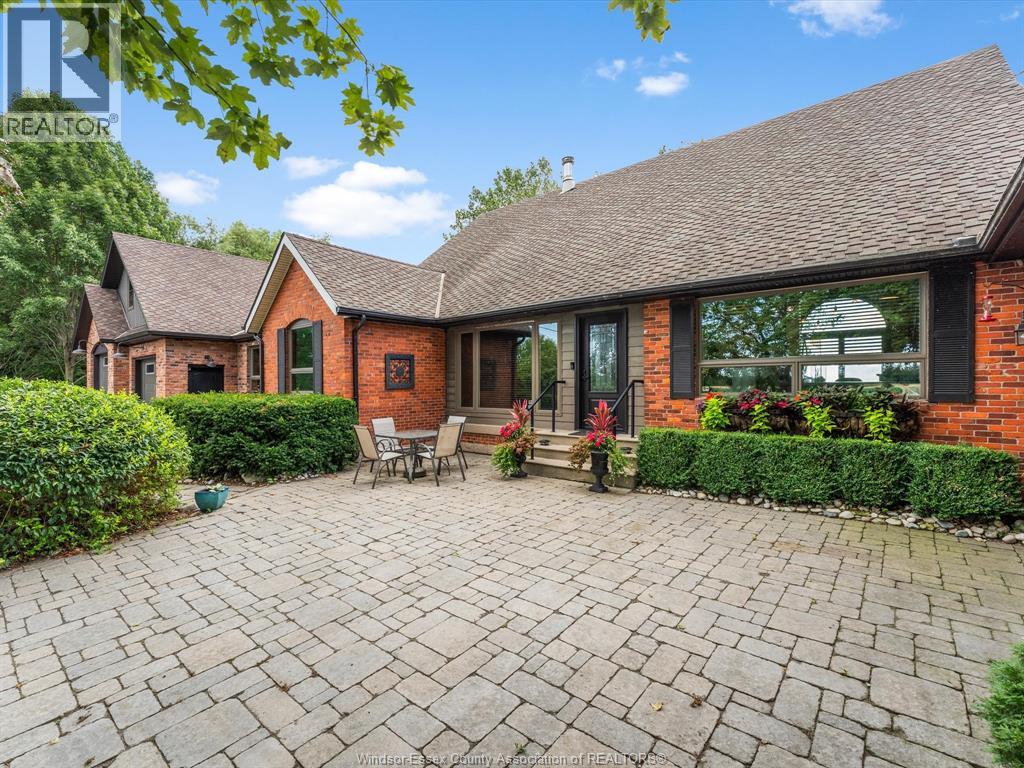 266 East Beach Road, Leamington, Ontario  N8H 3V7 - Photo 8 - 26009950