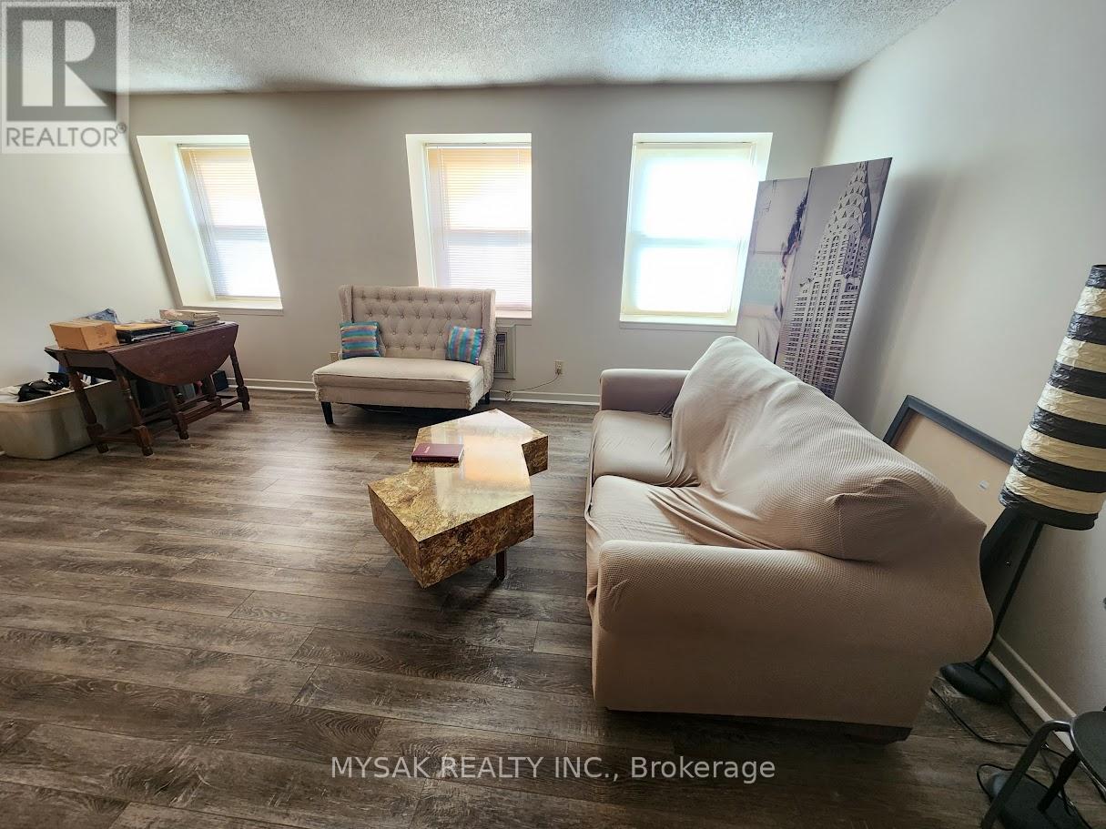 123 East Street, Central Huron, Ontario  N0M 1L0 - Photo 13 - X13080648
