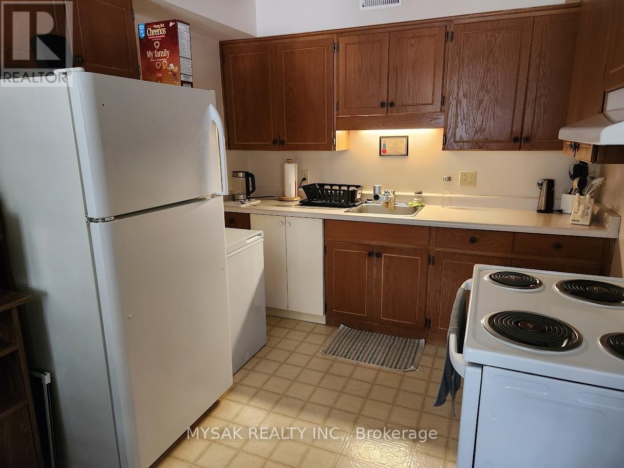 123 East Street, Central Huron, Ontario  N0M 1L0 - Photo 21 - X13080648