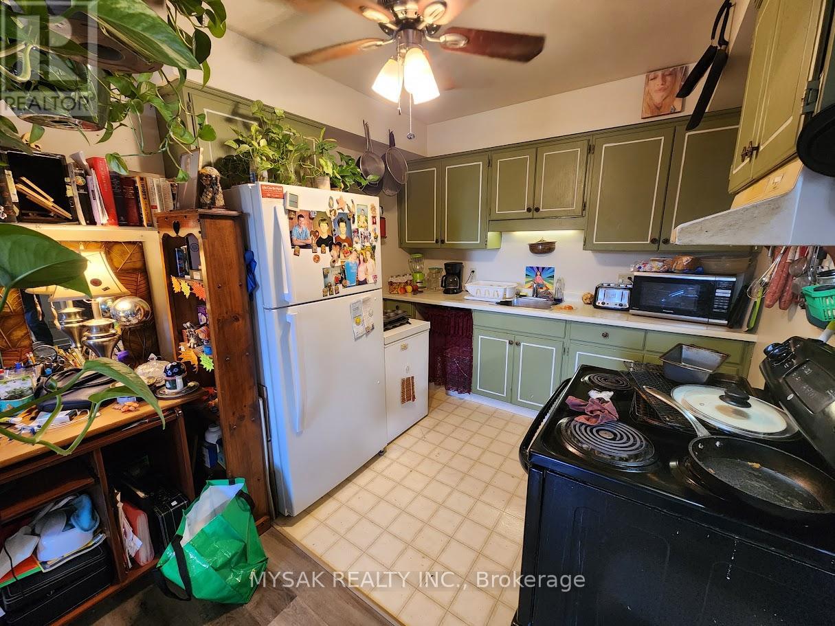 123 East Street, Central Huron, Ontario  N0M 1L0 - Photo 30 - X13080648