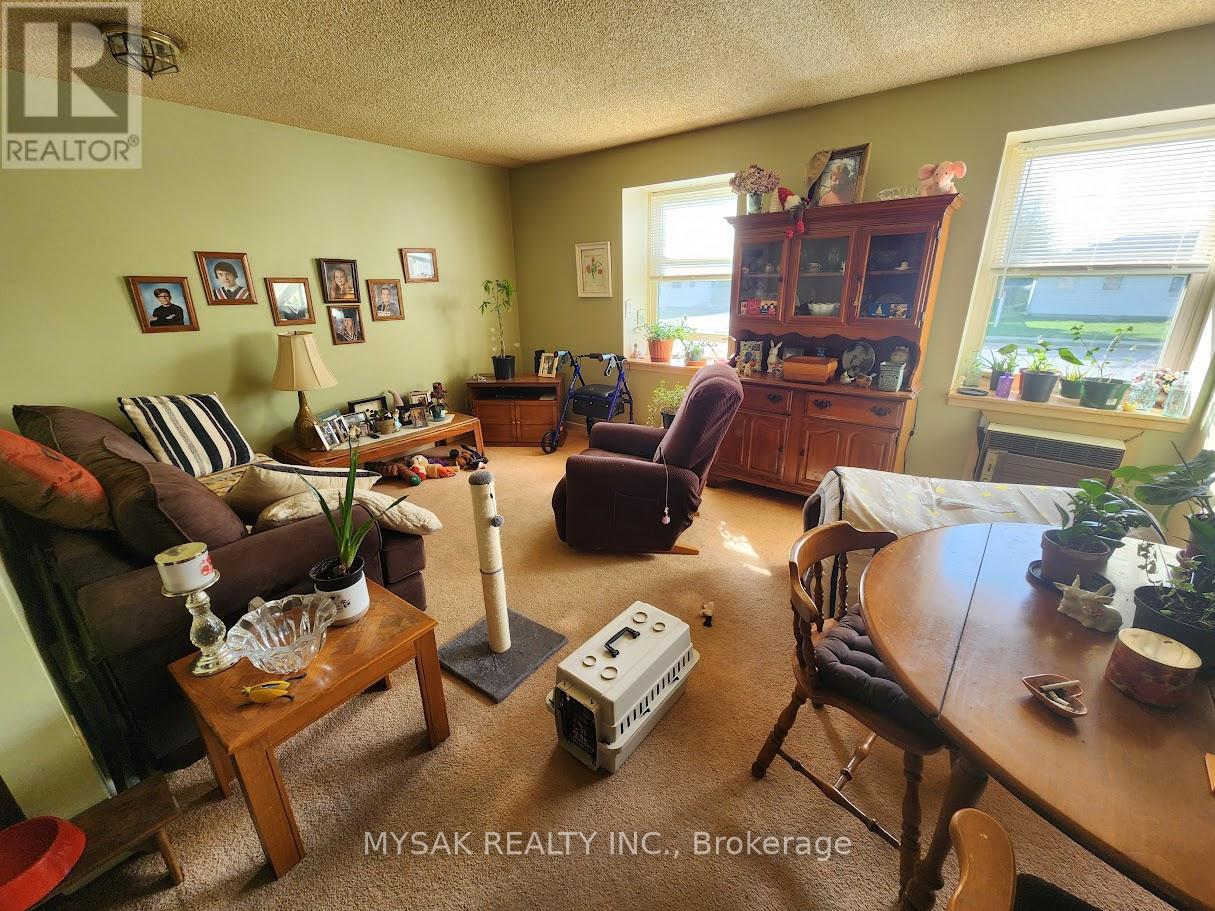 123 East Street, Central Huron, Ontario  N0M 1L0 - Photo 38 - X13080648