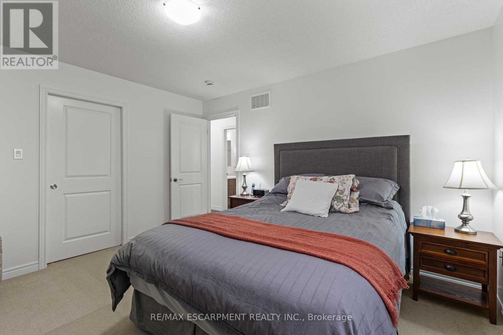 65 Winslow Way, Hamilton, Ontario  L8J 0G9 - Photo 21 - X13080672