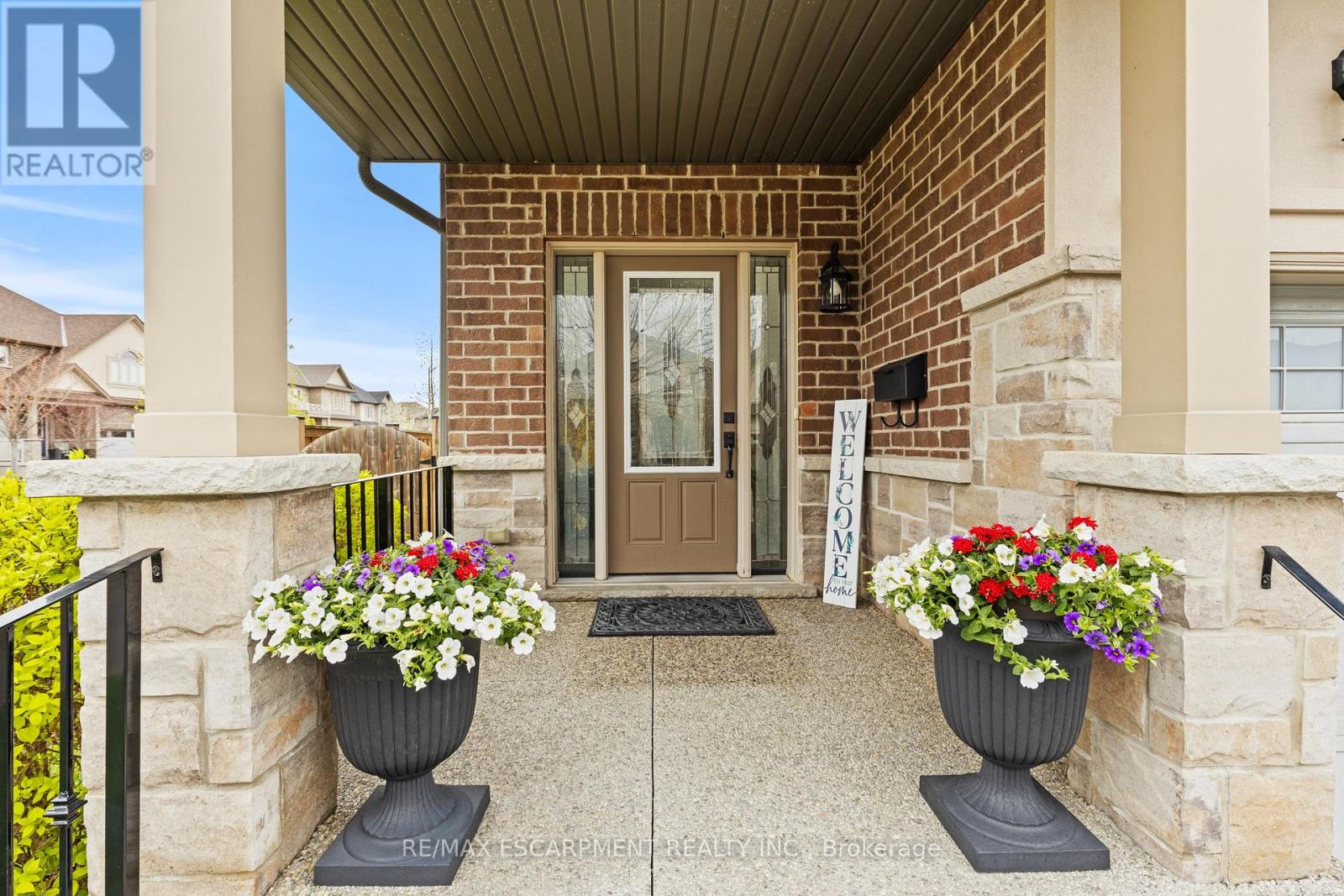 65 Winslow Way, Hamilton, Ontario  L8J 0G9 - Photo 5 - X13080672