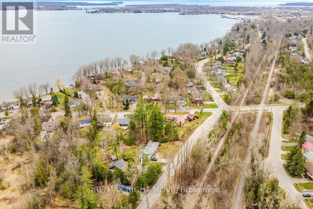454 Bay Street, Orillia, Ontario  L3V 3X7 - Photo 12 - S13045272