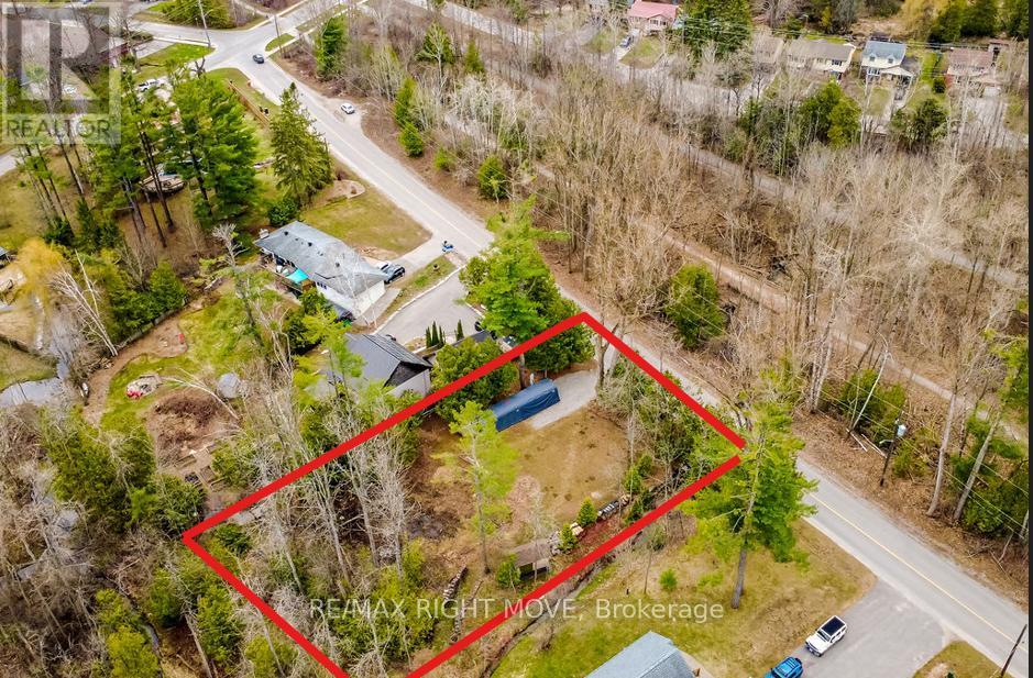 454 Bay Street, Orillia, Ontario  L3V 3X7 - Photo 6 - S13045272