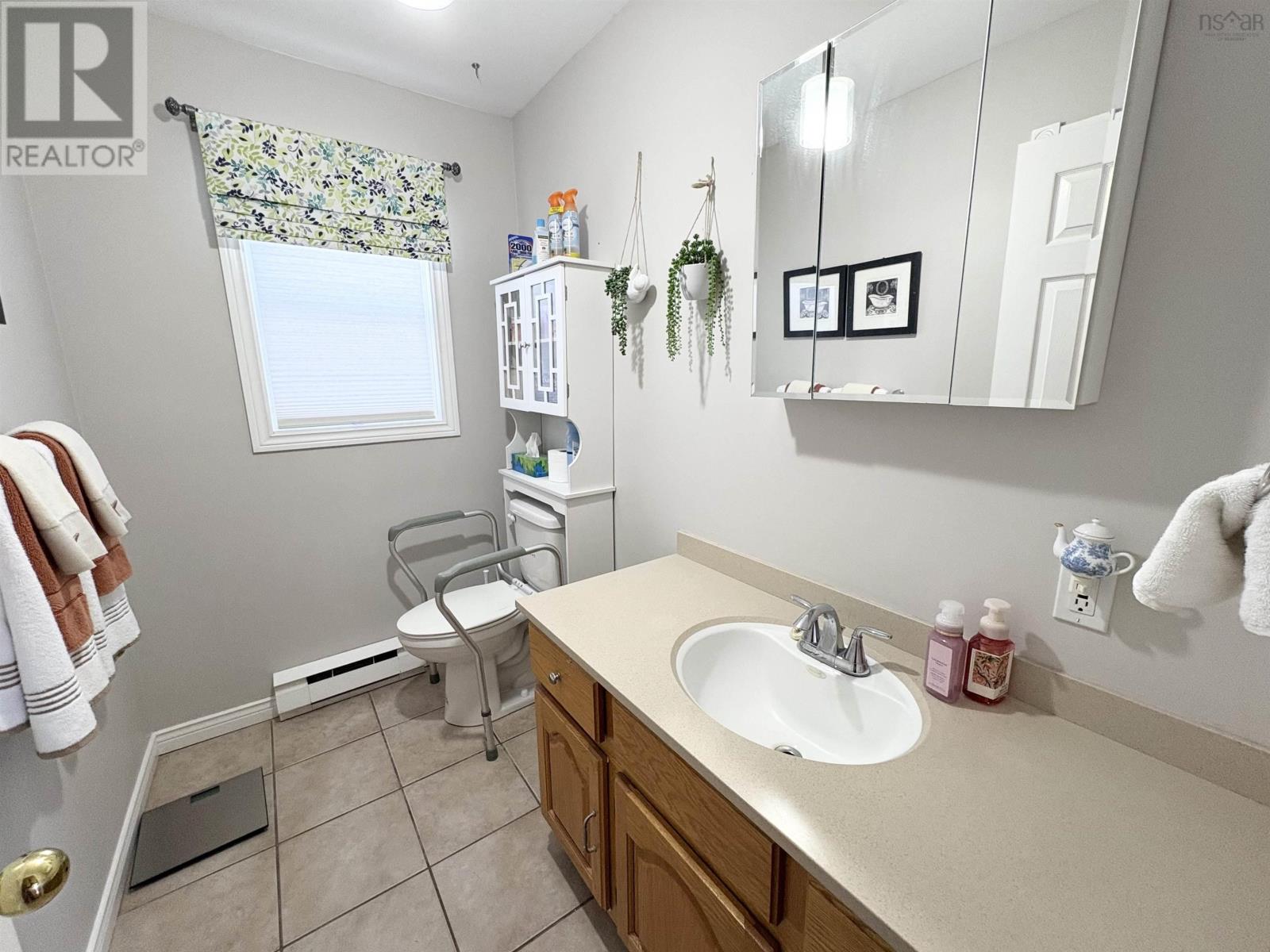 10 Egerton Street, Trenton, Nova Scotia  B0K 1X0 - Photo 14 - 202609635