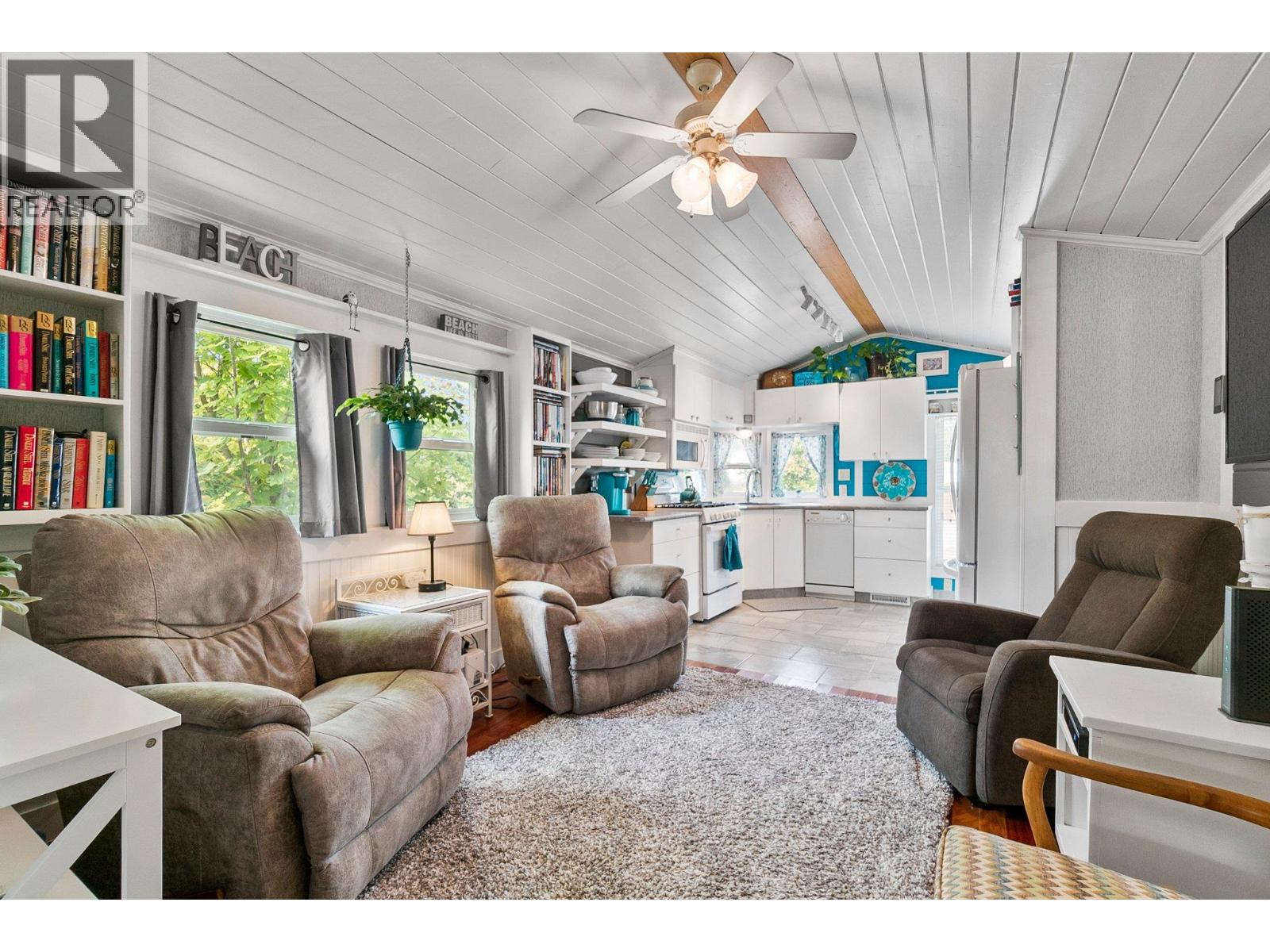 1383 Silver Sands Road Unit# 6, Sicamous, British Columbia  V0E 2V1 - Photo 17 - 10385755