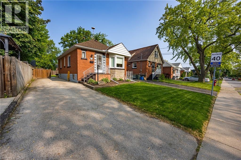 290 East 14th Street, Hamilton, Ontario  L9A 4B9 - Photo 2 - 40808447