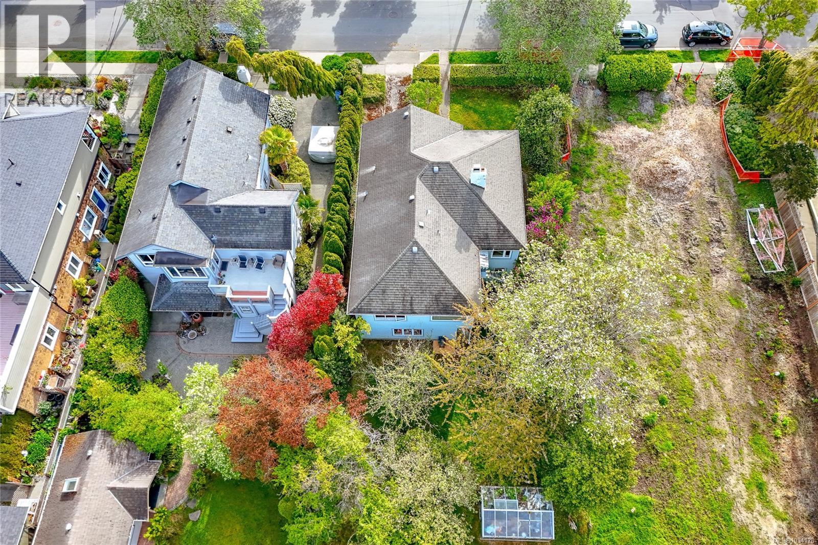 336 Irving Rd, Victoria, British Columbia  V8S 4A2 - Photo 11 - 1034128