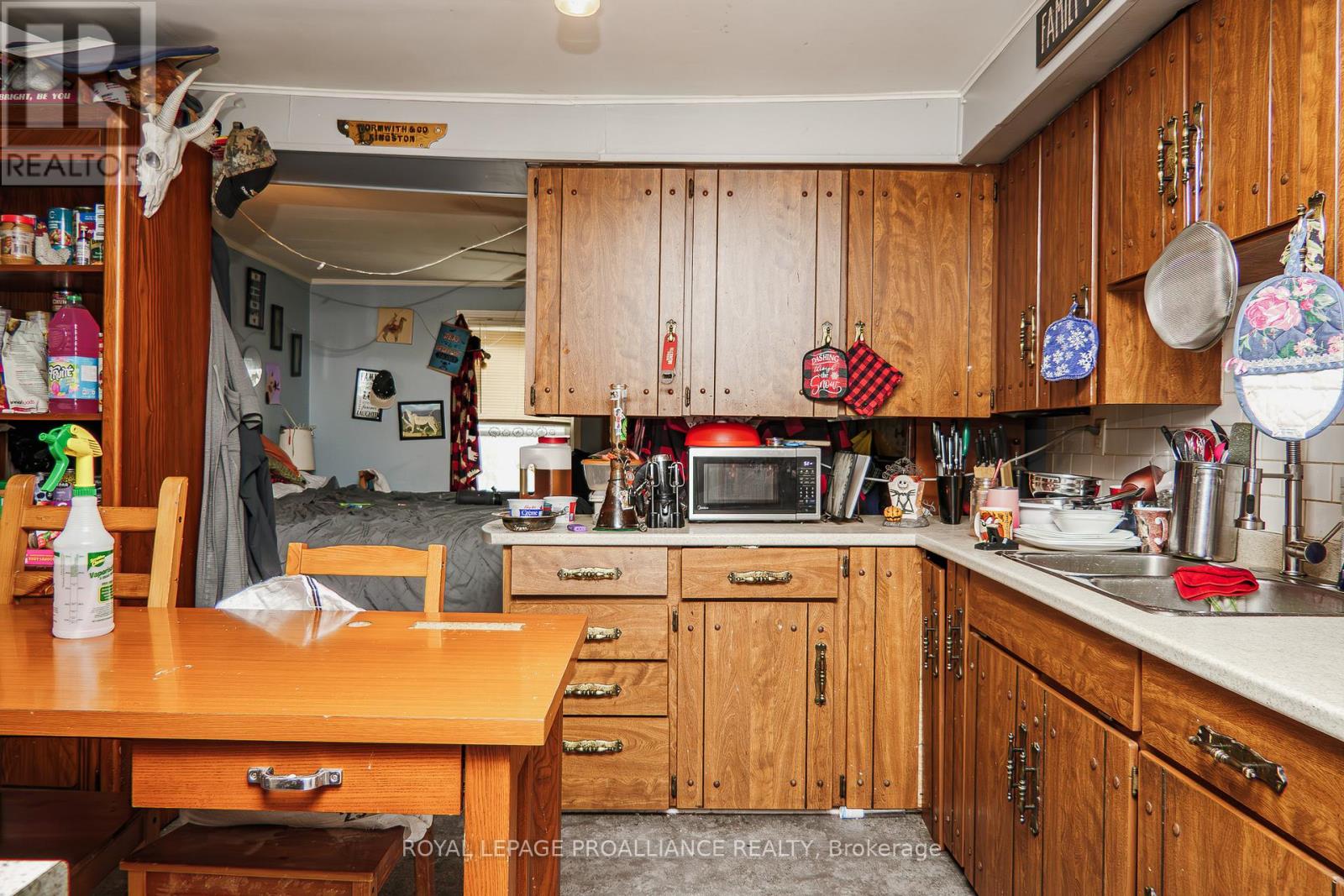 71 Canal Street, Quinte West, Ontario  K8V 4K4 - Photo 16 - X13080896