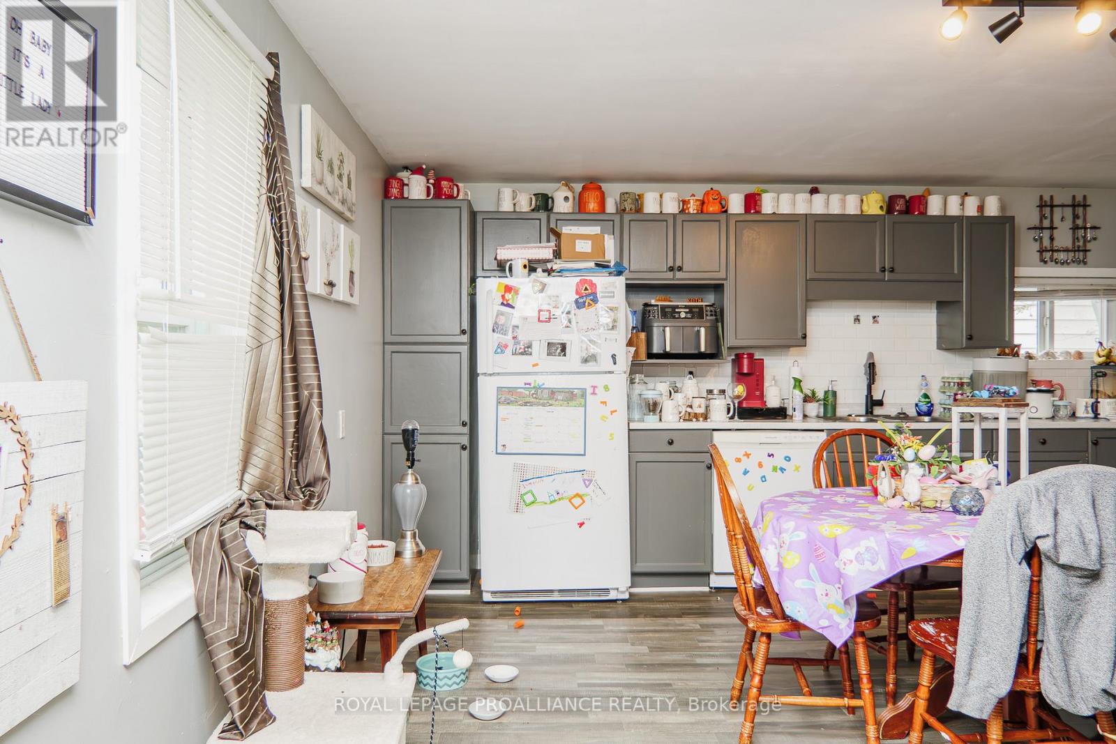 71 Canal Street, Quinte West, Ontario  K8V 4K4 - Photo 8 - X13080896