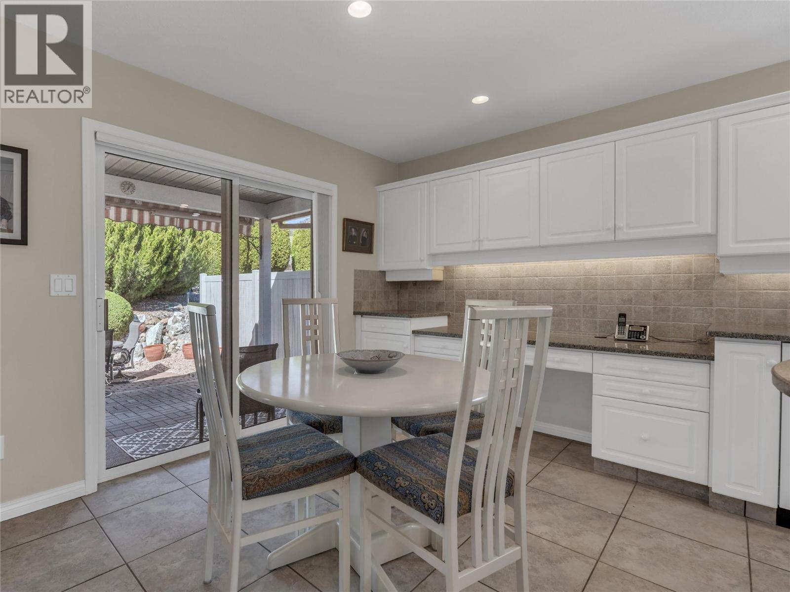 443 Ridge Place, Penticton, British Columbia  V2A 8N7 - Photo 10 - 10382960