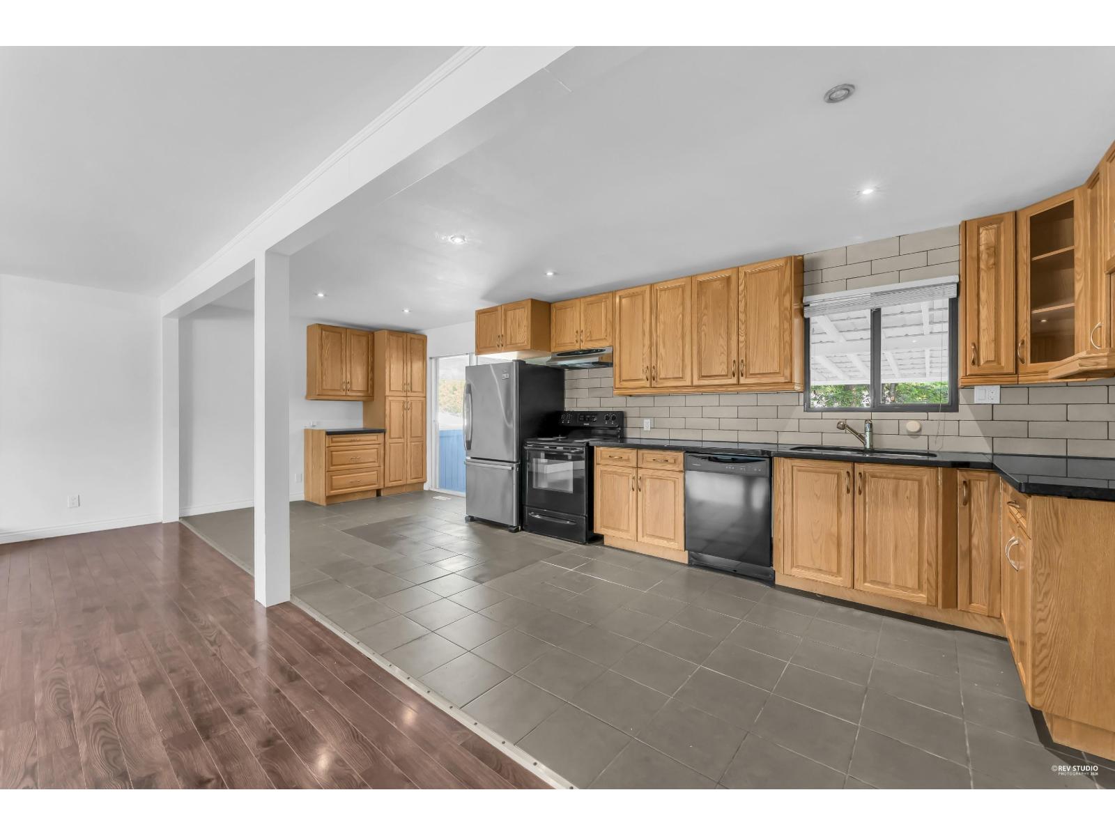 26747 32 Avenue, Langley, British Columbia  V4W 3G4 - Photo 13 - R3119088