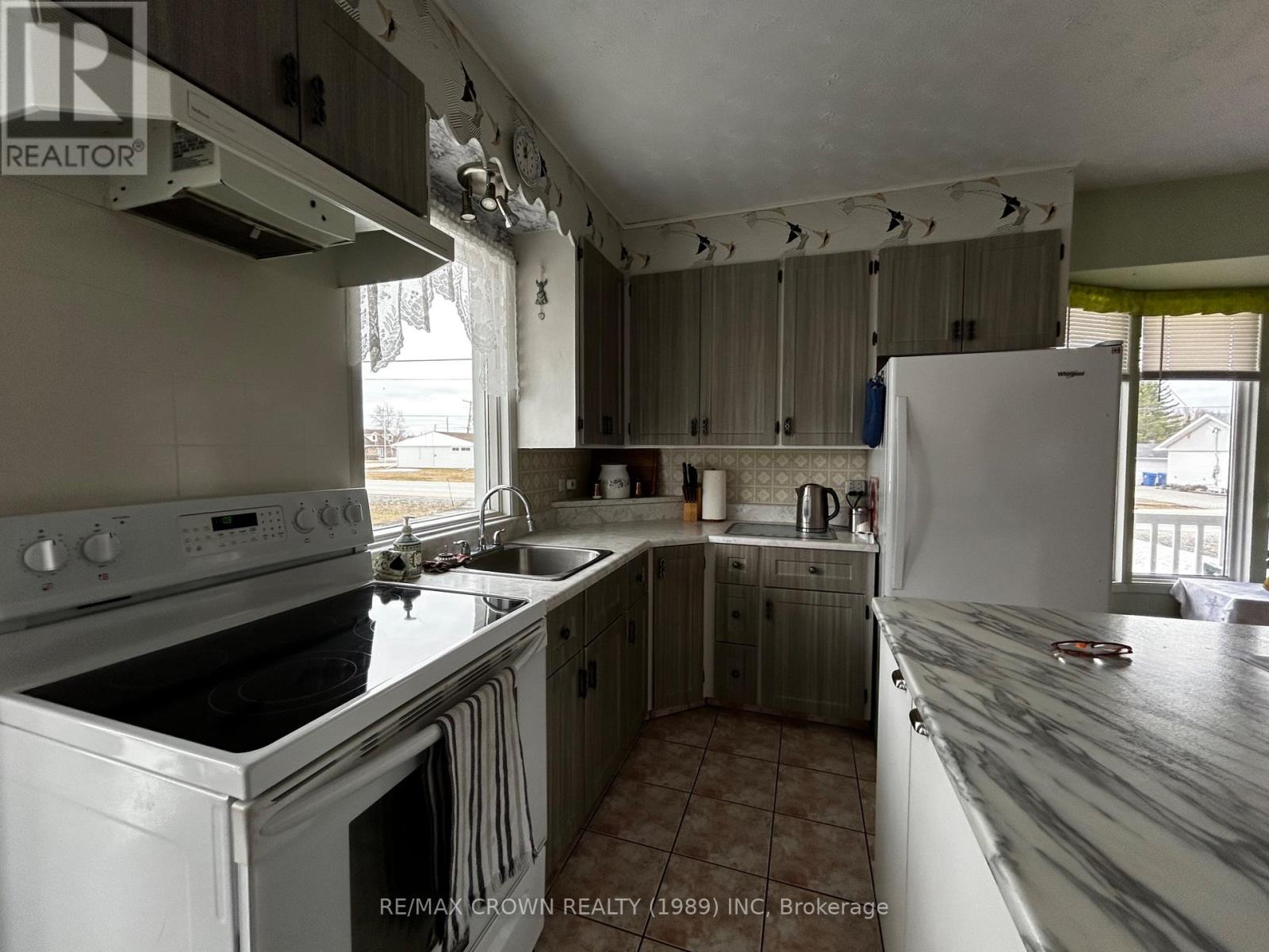 37 Leonard Moonbeam Avenue N, Kapuskasing, Ontario  P0L 1V0 - Photo 11 - T13080900