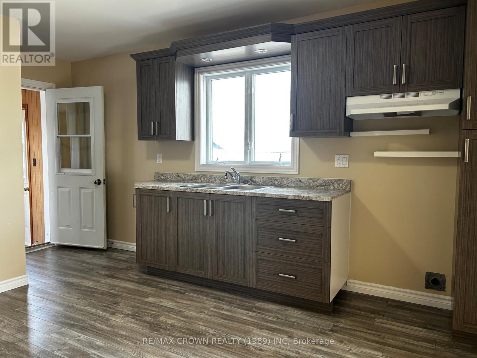 11 Ontario Avenue, Kapuskasing, Ontario  P5N 2J4 - Photo 6 - T13080976