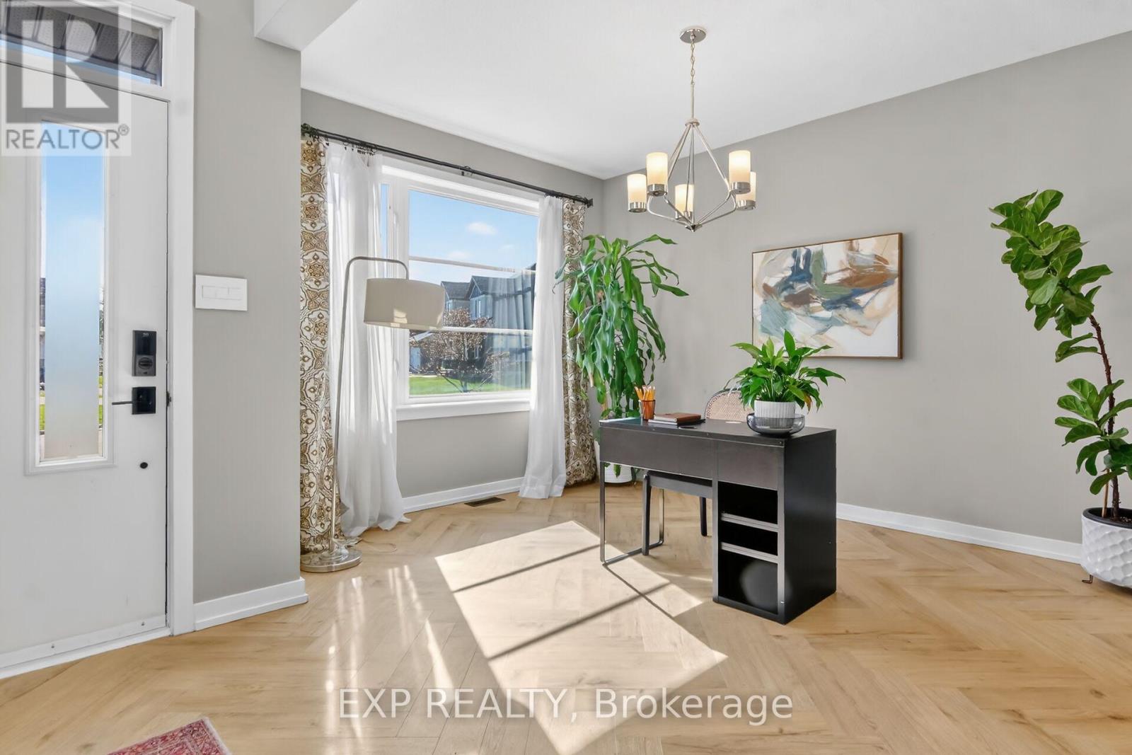 541 Dressage Avenue, Ottawa, Ontario  K2V 0C6 - Photo 2 - X13080898