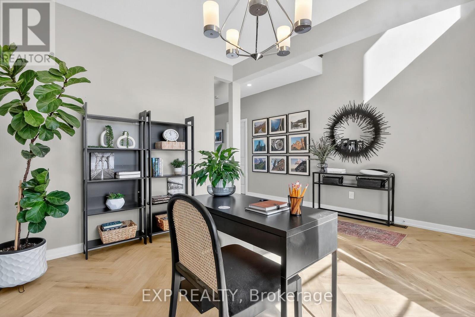 541 Dressage Avenue, Ottawa, Ontario  K2V 0C6 - Photo 4 - X13080898