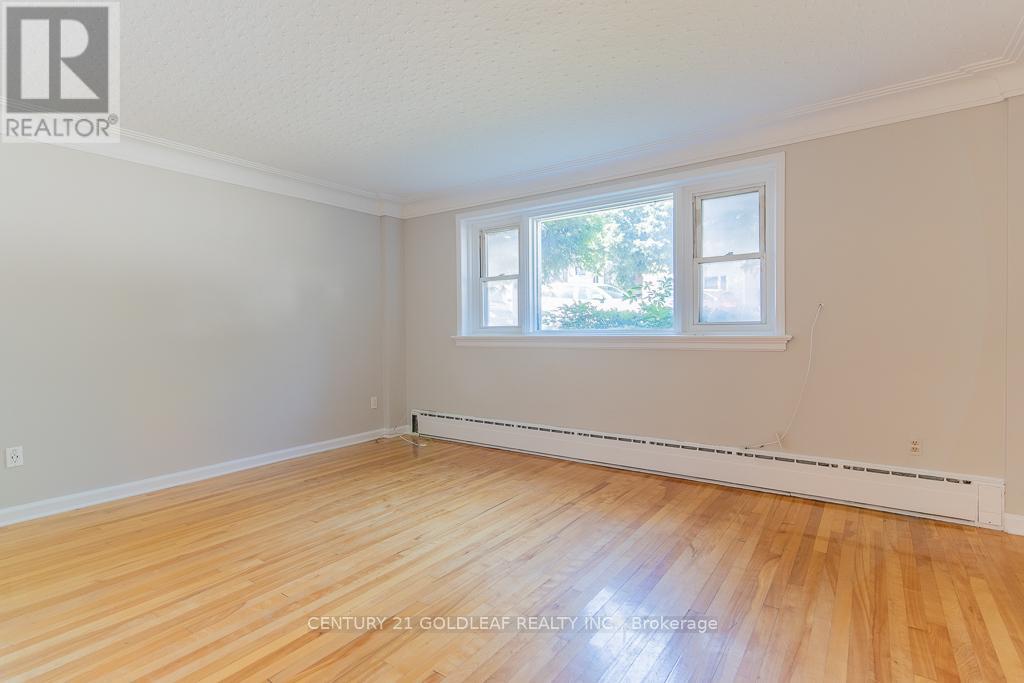 543 Kirkwood Avenue, Ottawa, Ontario  K1Z 5X2 - Photo 8 - X13080986
